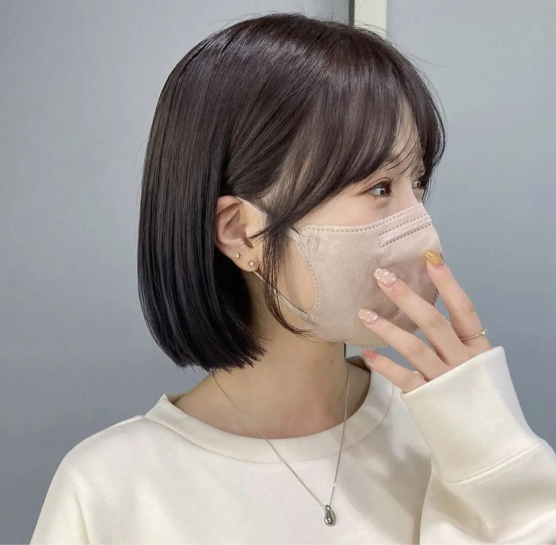ショート ボブ 顔周りカット 韓国レイヤー/ダブル カラー/フウカ🤍のヘアスタイル