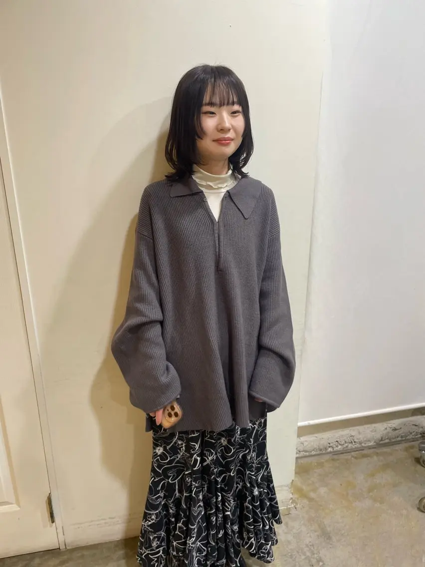 ミディアム カラー グレージュ MIOベージュカラー 柔らかいカラーのヘアスタイル
