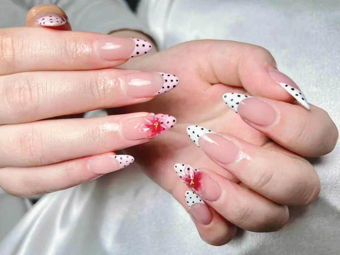 ネイル ハンドネイル Sanie Salonのネイルデザイン