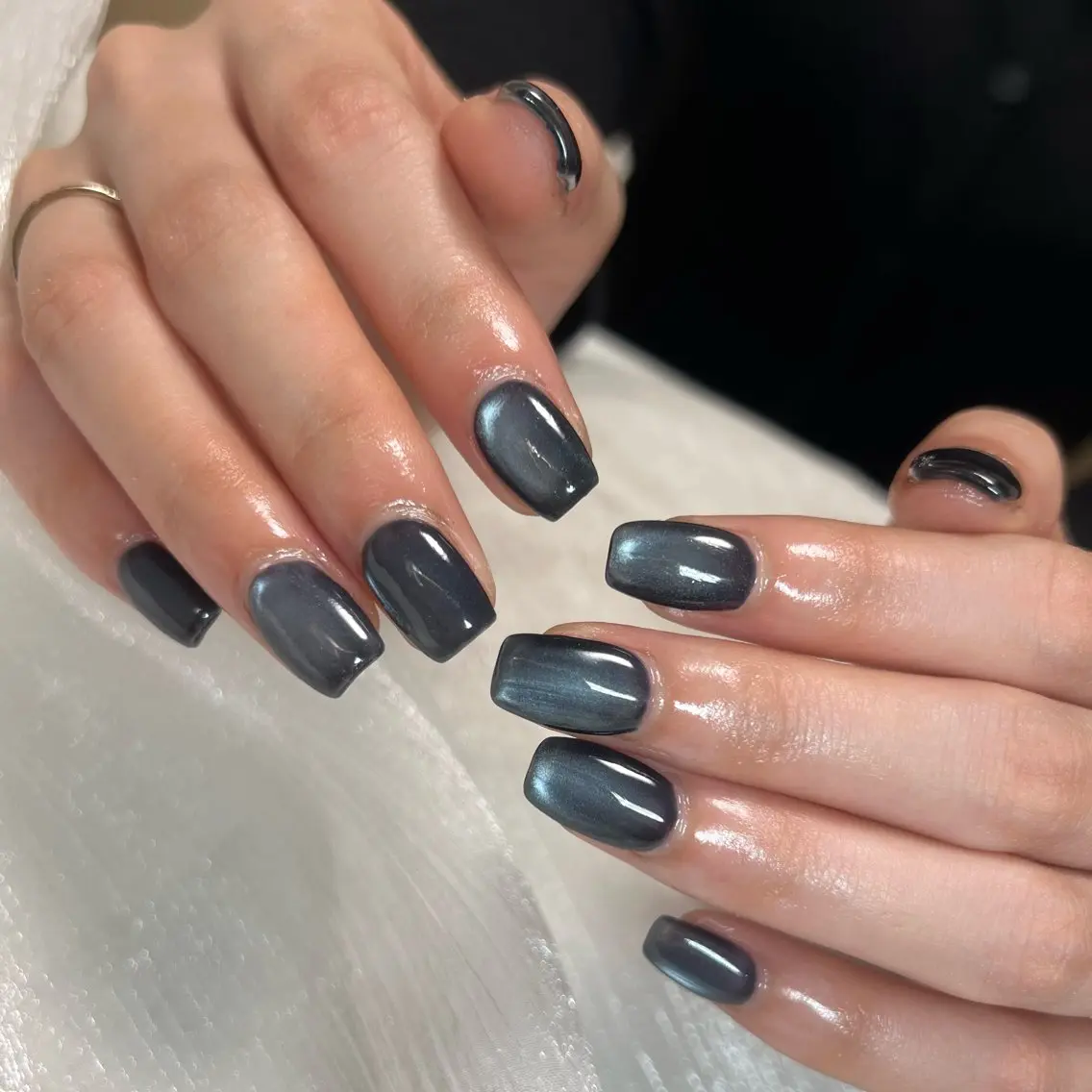 ネイル マグネットネイル LACHIC NOZOMIのネイルデザイン