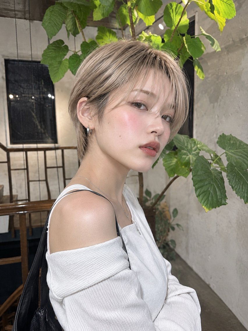 ショート UMEDA RYUHEIのヘアスタイル