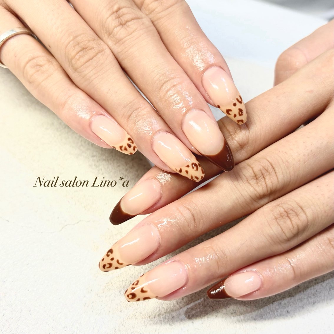 ネイル アニマル柄 ブラウン フレンチネイル 持ち込み ハンドネイル Nail salon Lino*aのネイルデザイン