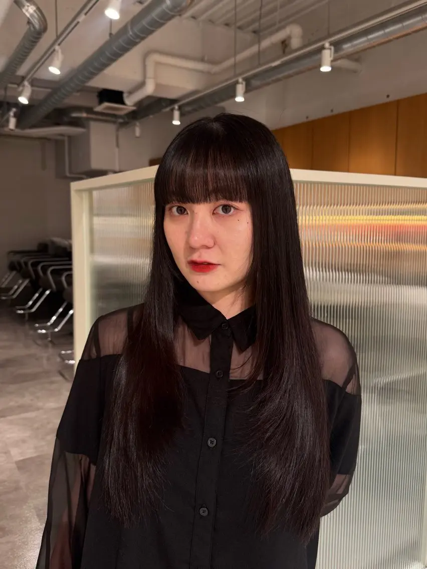 ロング レイヤーカット ロング カット 🐰カットモデル募集 🐰大場杏里🐰のヘアスタイル