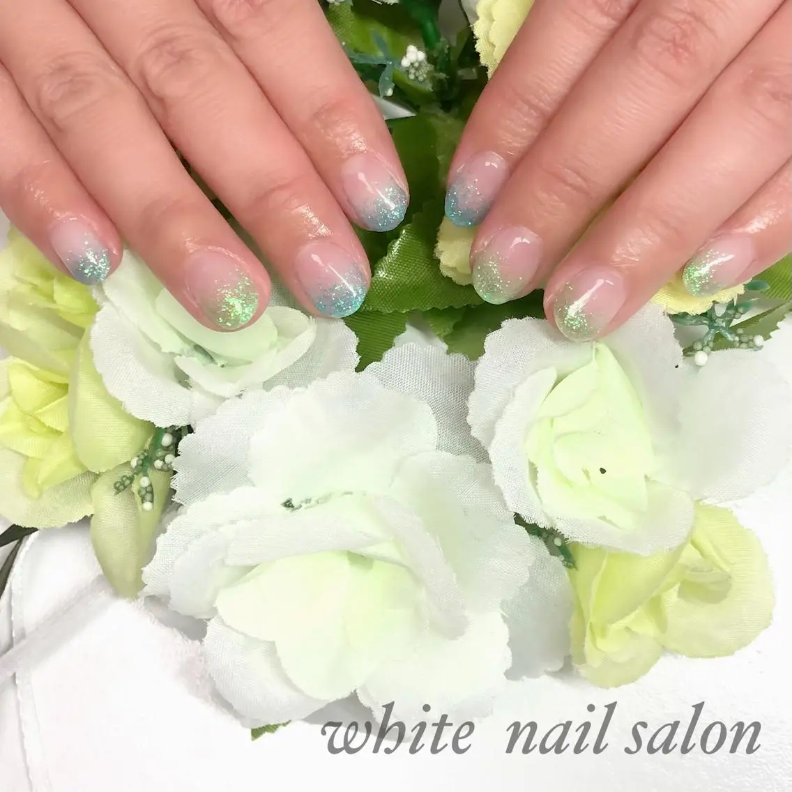 ネイル アートネイル フレンチネイル ジェルネイル グラデーション ハードジェル white nail salonのネイルデザイン