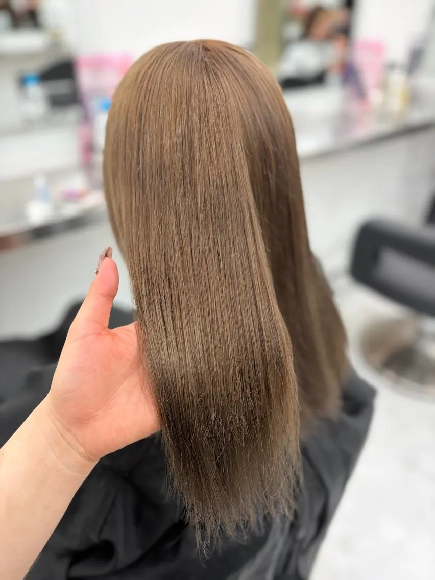 ロング ヘアカラー トリートメント 艶髪ハイトーンカラー 渋谷🎀ririkaのヘアスタイル