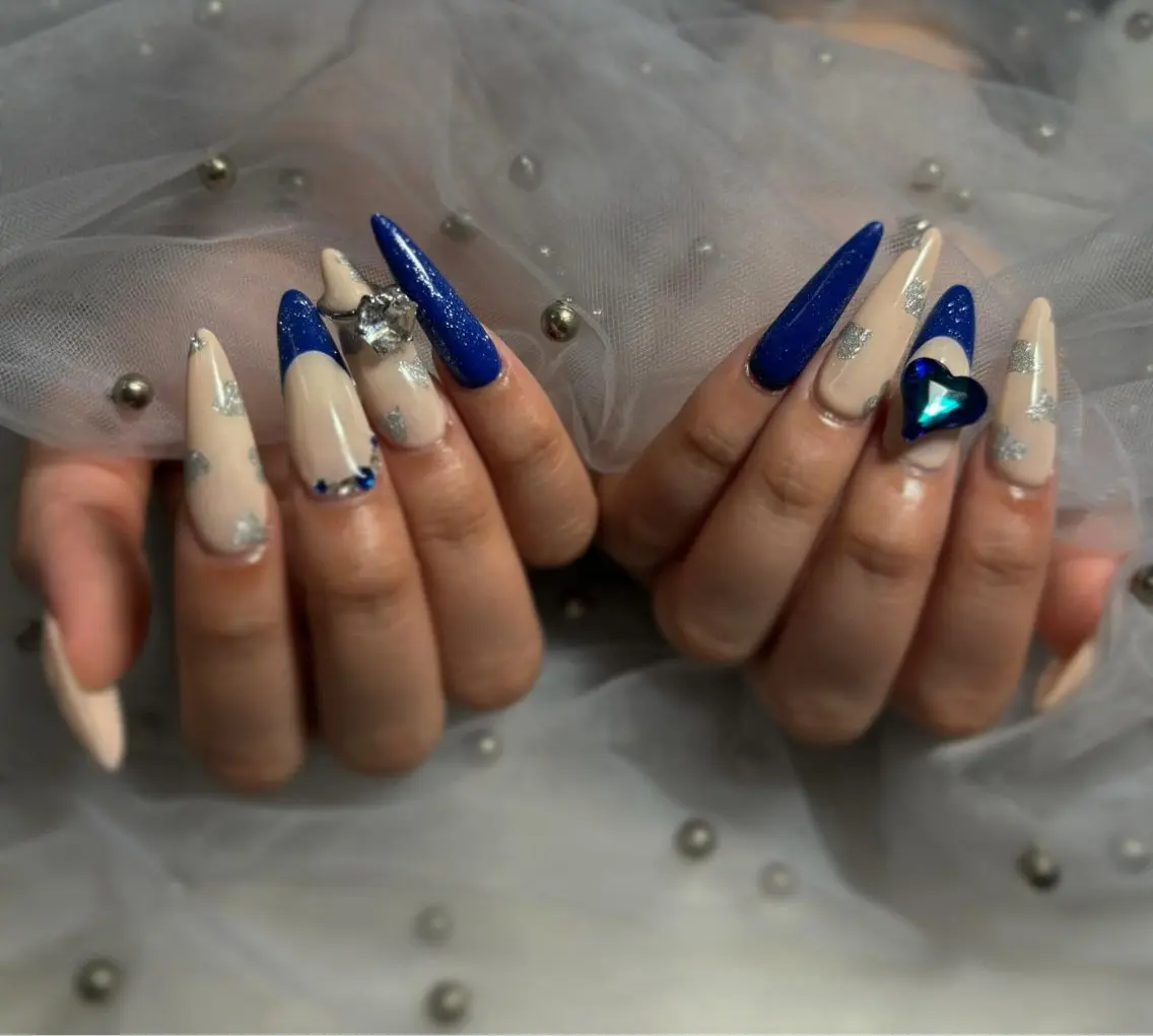 ネイル e.b.mimi Wakanaのネイルデザイン