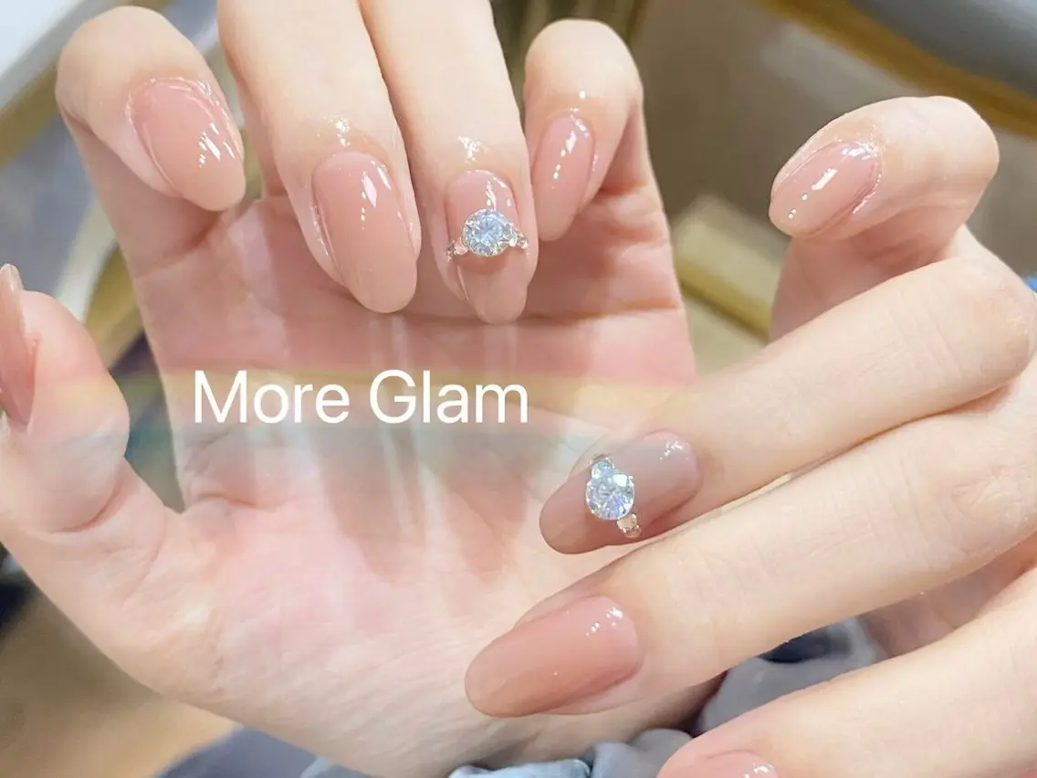 ネイル アートネイル オーロラネイル クリアネイル 長さ出し フレンチネイル ハンドネイル ハンドケア More Glam八王子店のネイルデザイン