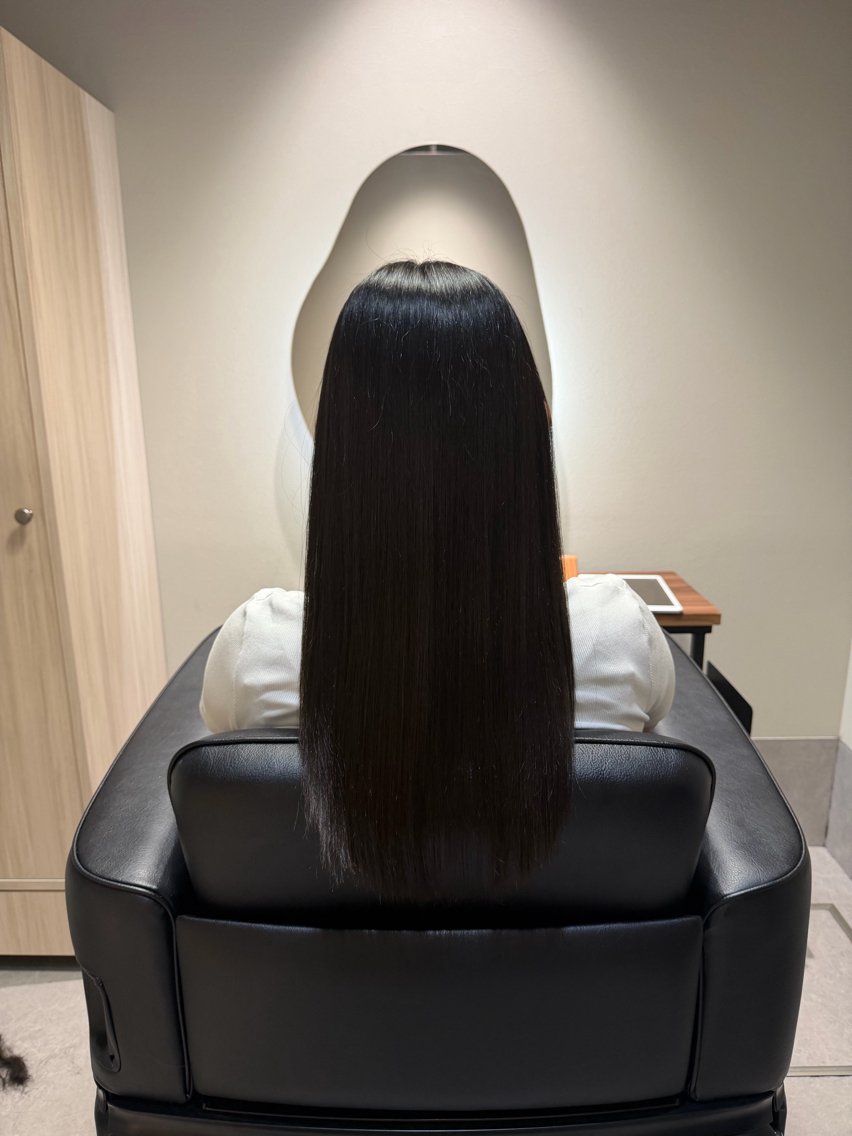 ロング カット ヘアカラー トリートメント 博多美容室NAVY 橋本心縮毛矯正のヘアスタイル