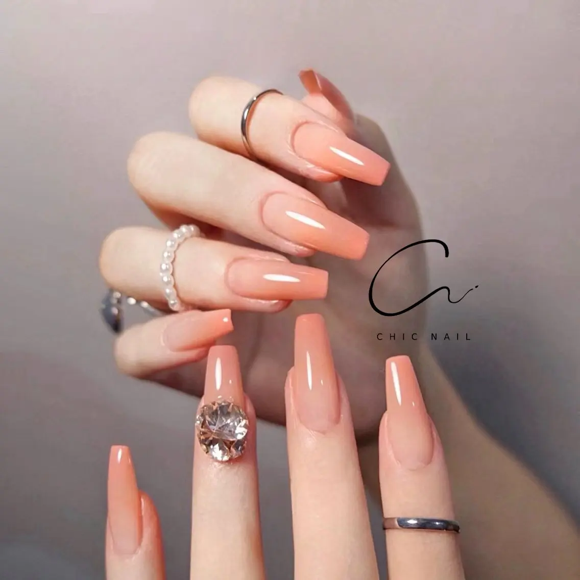 ネイル ハンドネイル CHIC NailSalonのネイルデザイン