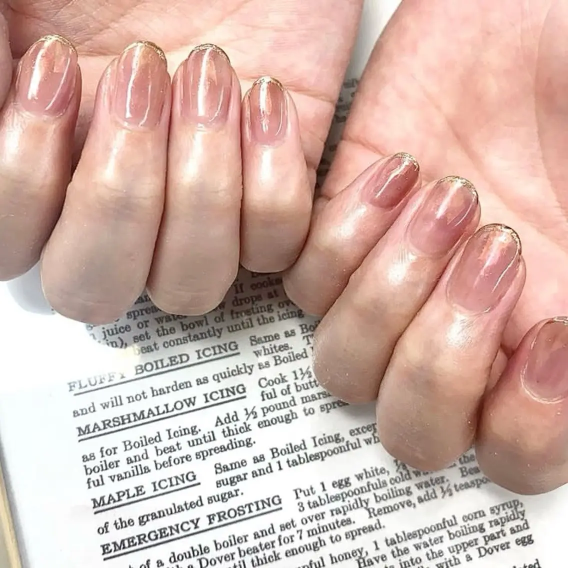 ネイル 持ち込み ニュアンスネイル 中家 亜紗子のネイルデザイン