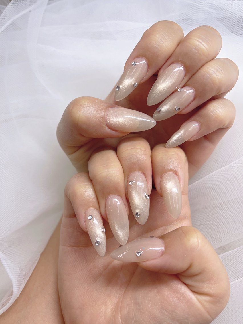 ネイル チークネイル ドット フレンチネイル グラデーション 韓国ネイル ハンドネイル ハンドケア Minette nailrinrinのネイルデザイン