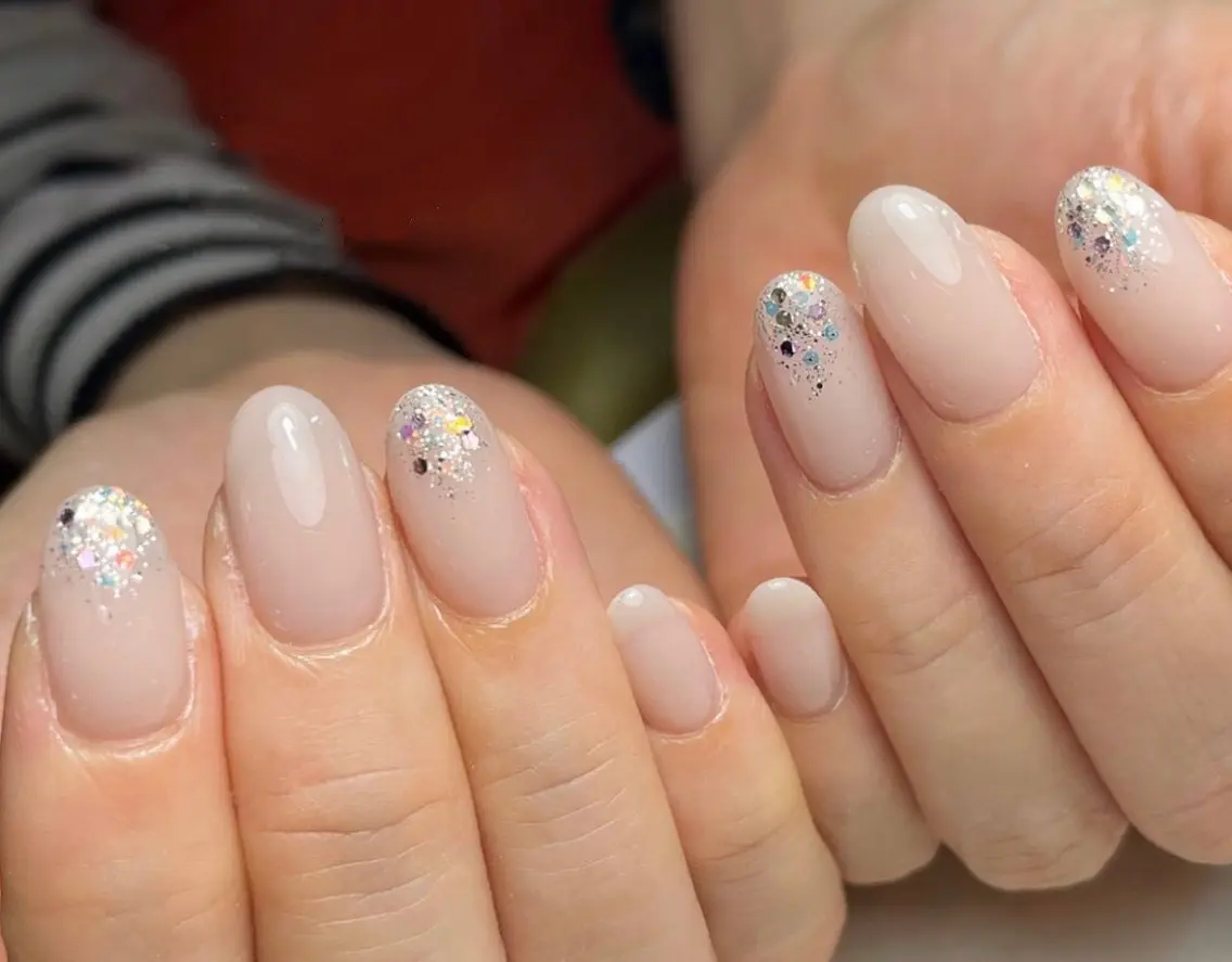 ネイル H3 Nail シロのネイルデザイン