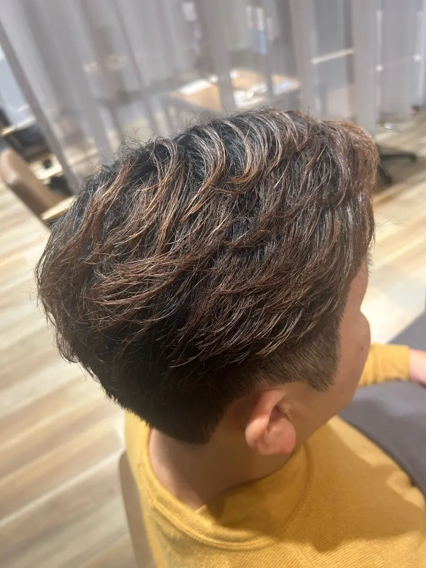 メンズ カット ヘアカラー フジイイブキ 髪質改善カラーのヘアスタイル