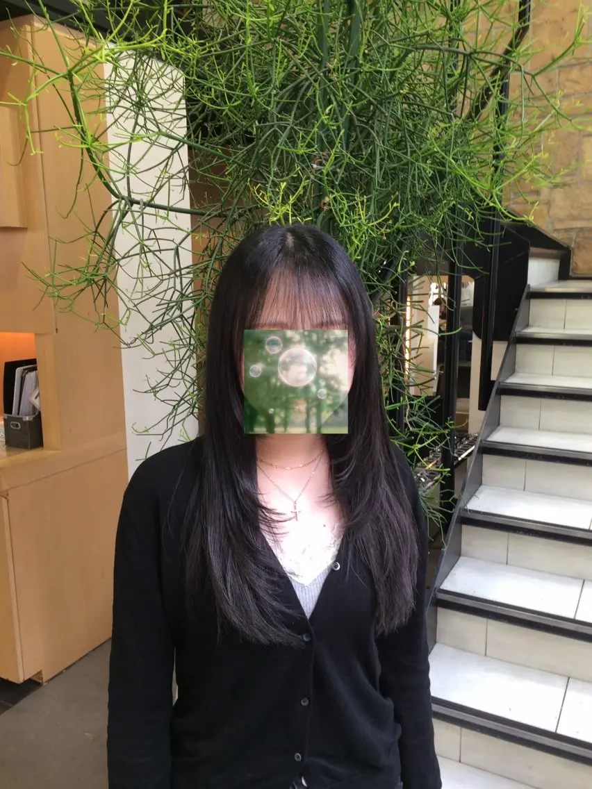 ロング 顔まわりレイヤー 顔周りカット レイヤーカット カット ブリーチカラー 🔆rino🔆のヘアスタイル