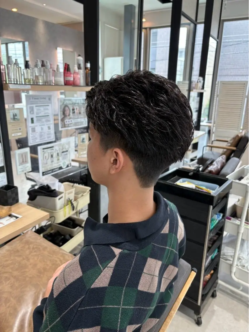メンズ カット azuma メンズ　艶カラーのヘアスタイル