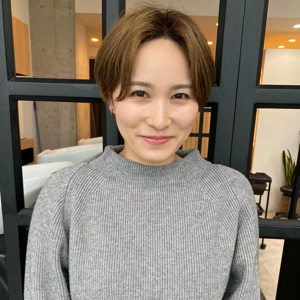 ショート ハイライト 髪質改善 レイヤーカット ショートヘア ショート職人 美容師【KENTA】のヘアスタイル