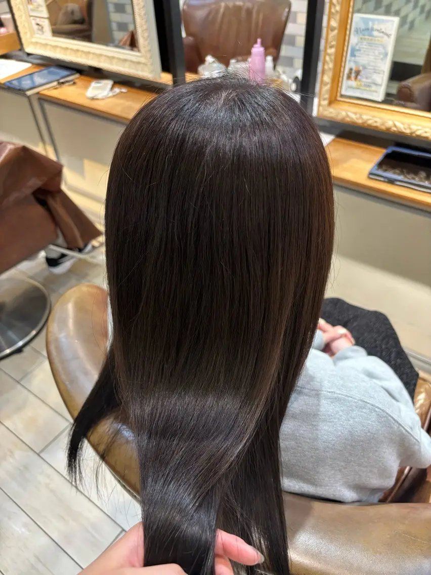 ロング カラー ブラウンカラー 古屋 澪 艶髪カラー✨のヘアスタイル