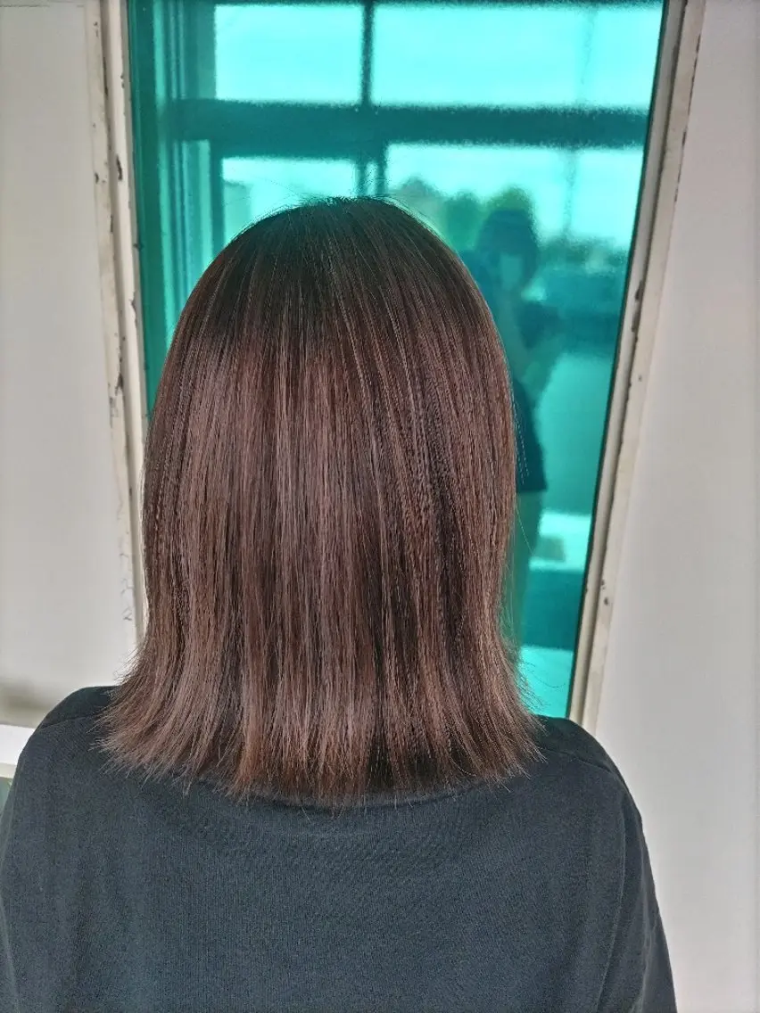 ミディアム カラー 磯崎 美幸のヘアスタイル