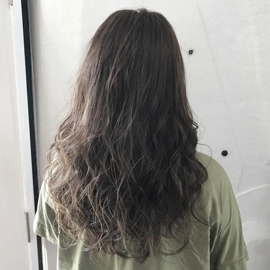 カラー グレージュ ハイライトカラー K-POP好き美容師 🇰🇷Kai.Yのヘアスタイル
