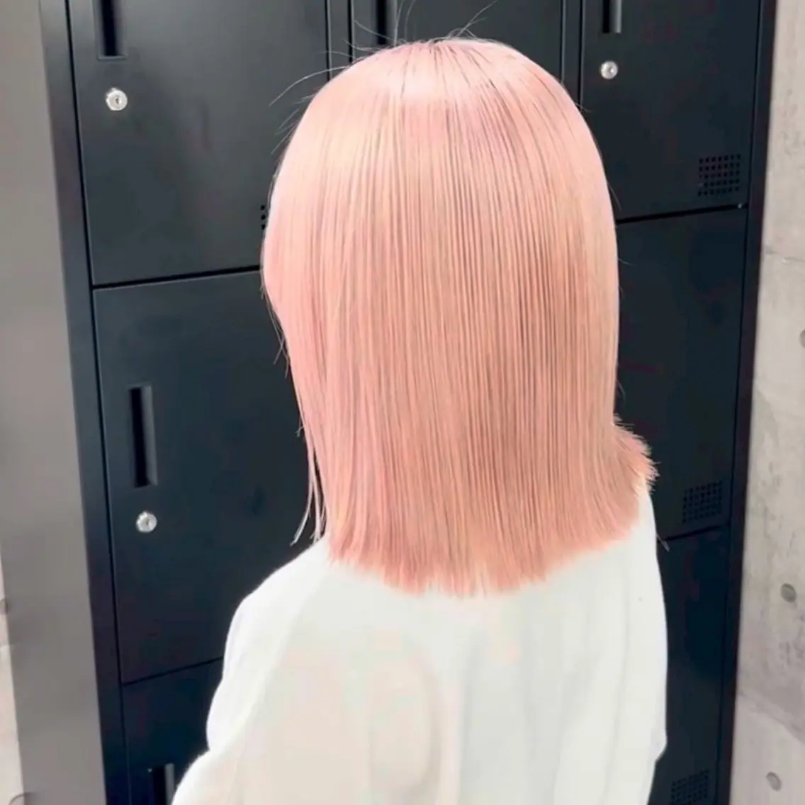 カラー セミロング 地雷系🎀ハイトーン 💙荒川結星のヘアスタイル