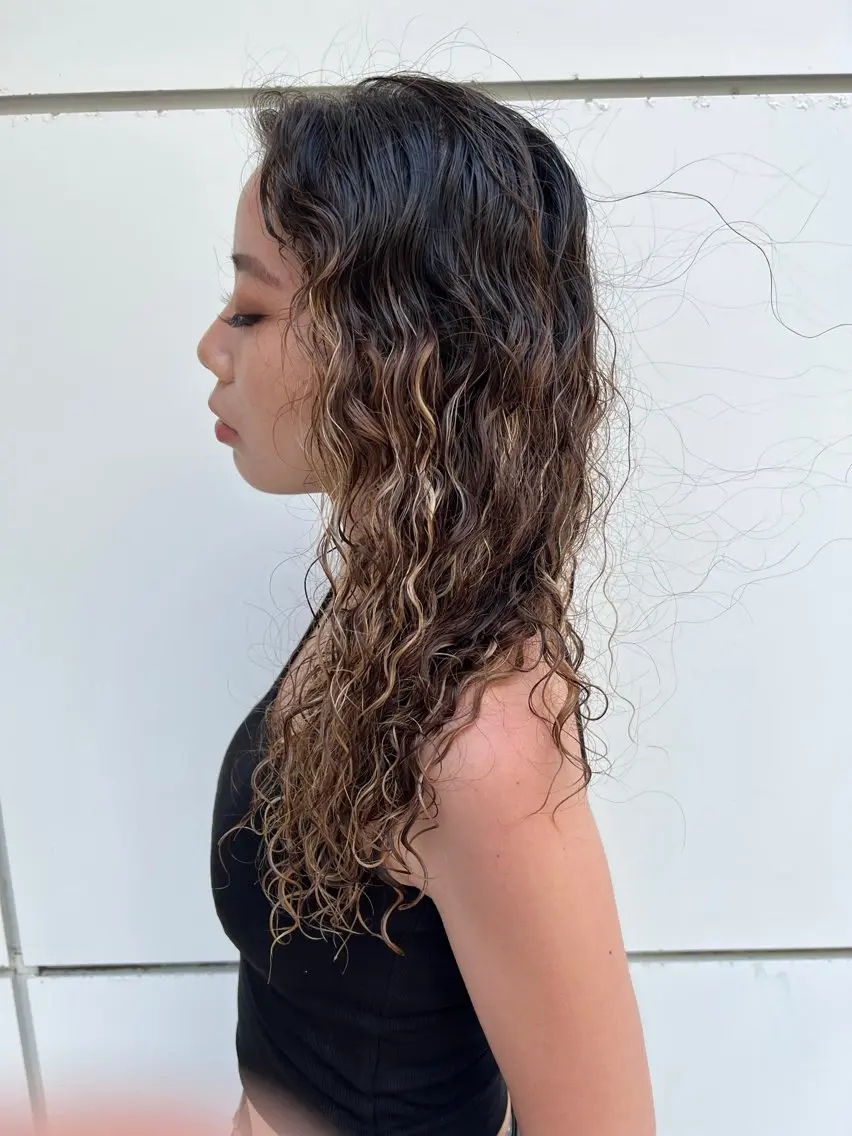 パーマ スパイラルパーマ レイヤーパーマ＊ NOBUのヘアスタイル
