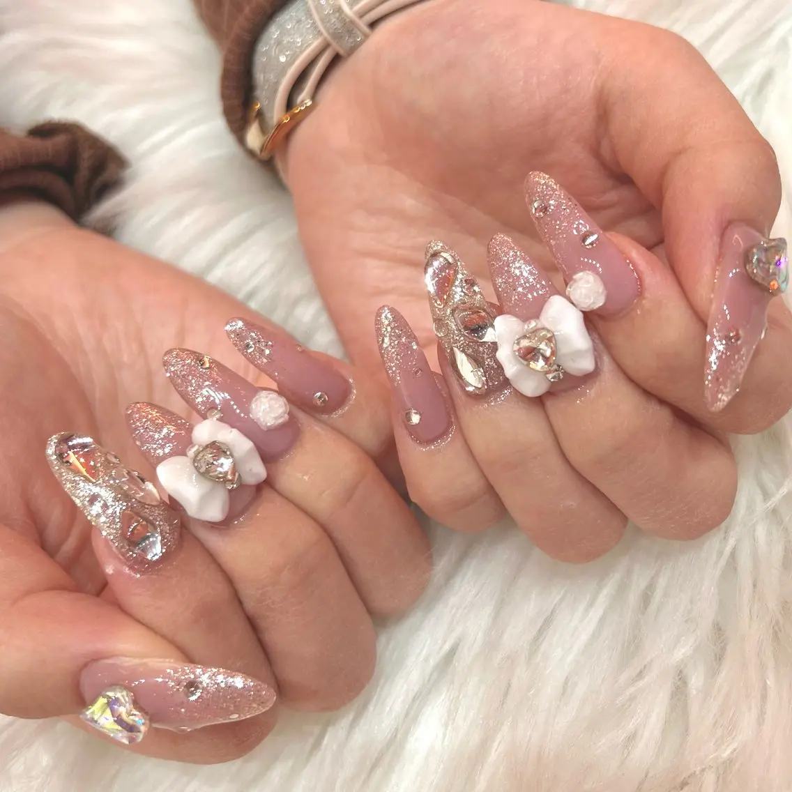 ネイル ハンドネイル KIREIE Satomiのネイルデザイン
