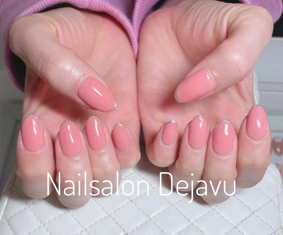 ネイル アートネイル 氷ネイル・うるうるネイル キラキラネイル ラメ(グリッター) ワンカラーネイル ハンドネイル Nail salon Dejavu 🌿のネイルデザイン