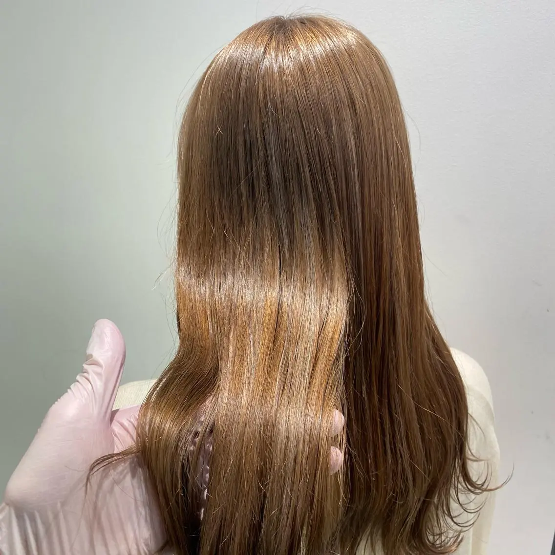 ミディアム カラー パーマ ヘアアレンジ ネイル マツエク・マツパ 韓国風ベージュ🤎 赤みなし🌿横浜🤎のヘアスタイル