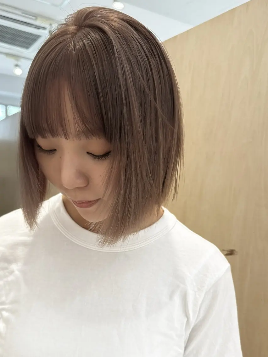 ショート カラー ブリーチ 透明感カラー ヘアカラー トリートメント yuuka /渋谷/ベージュのヘアスタイル