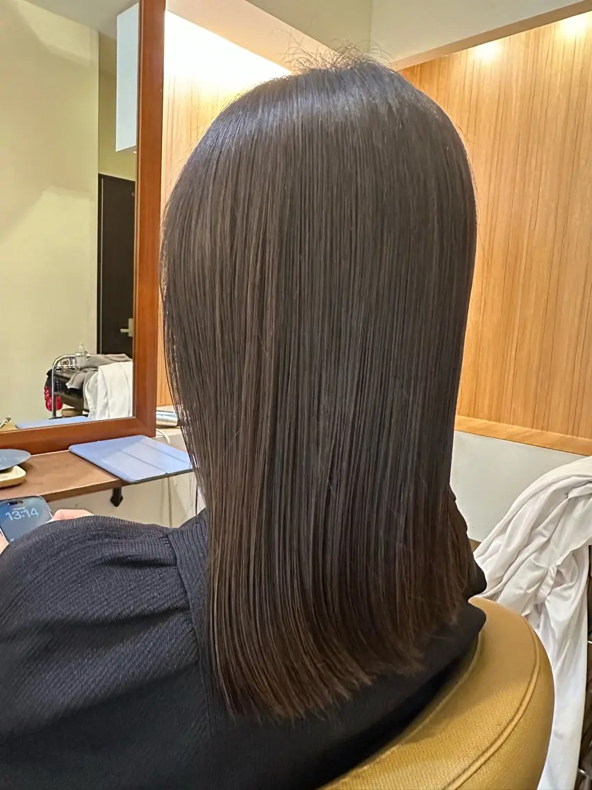 セミロング 松下 由香里のヘアスタイル