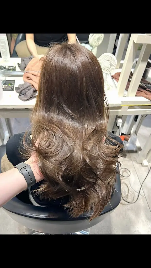 セミロング カット ヘアカラー トリートメント ヘッドスパ 恵比寿韓国レイヤー× 艶透明感カラー大場のヘアスタイル