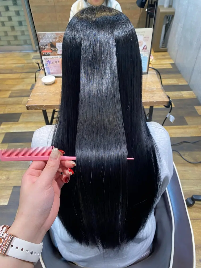 ロング カラー ヘアカラー mayu 🕊️🫧のヘアスタイル