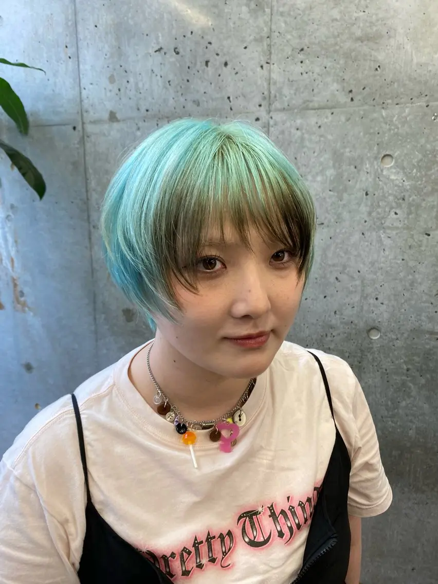 ショート カラー ミント ヘアカラー ✨️艶ハイトーン特化 ✨️佐藤望のヘアスタイル