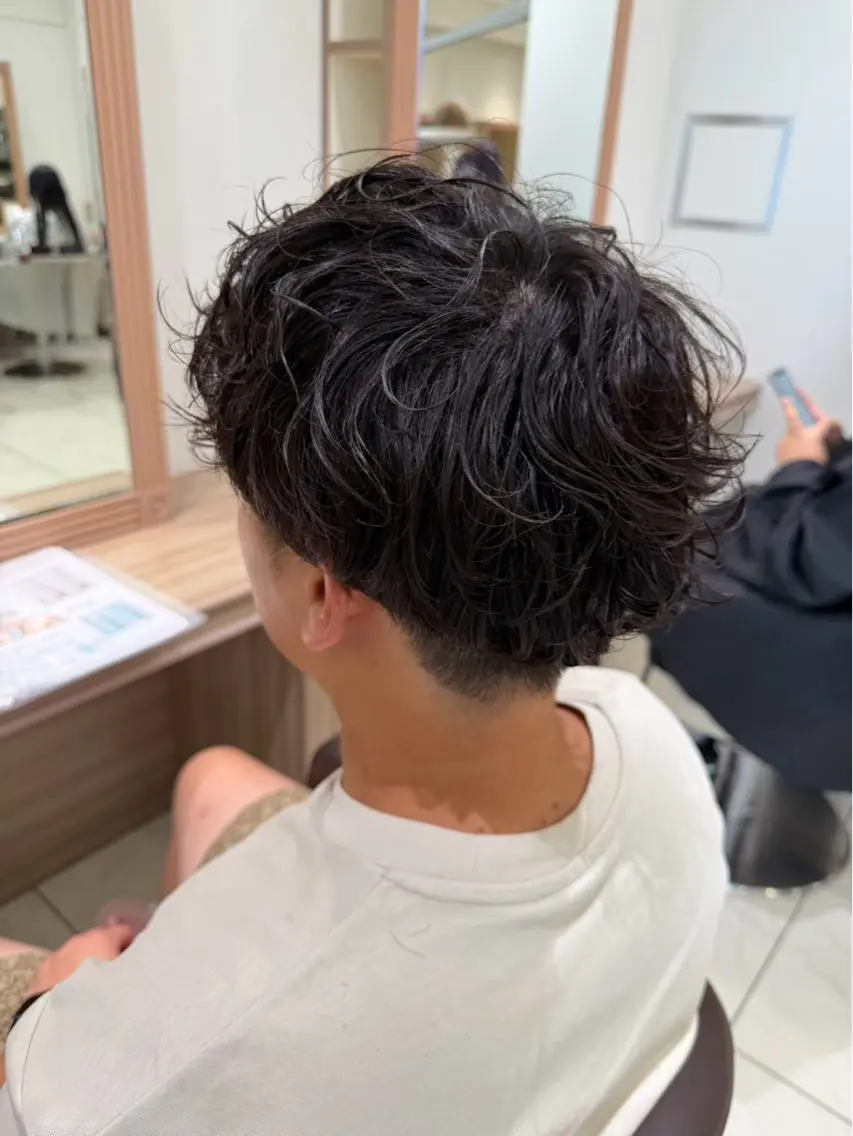 ショート パーマ メンズカットパーマ 特化　田場千大のヘアスタイル