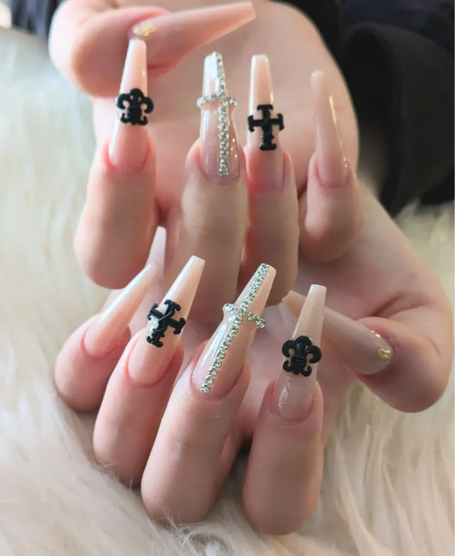 ロング ロング ハンドネイル Latte Nail 十三のネイルデザイン