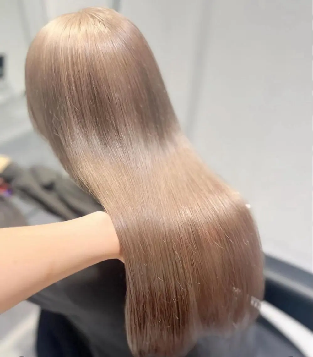 ロング カラー ヘアカラー トリートメント ヘッドスパ ヘアセット 🫧うる艶トレンド 🫧透明感カラーのヘアスタイル