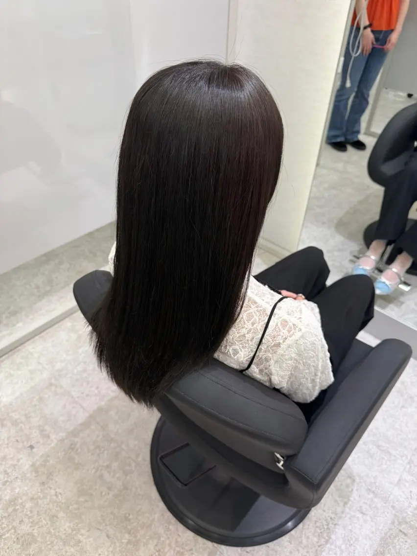 カラー ヘアカラー Arisa /アシスタントのヘアスタイル
