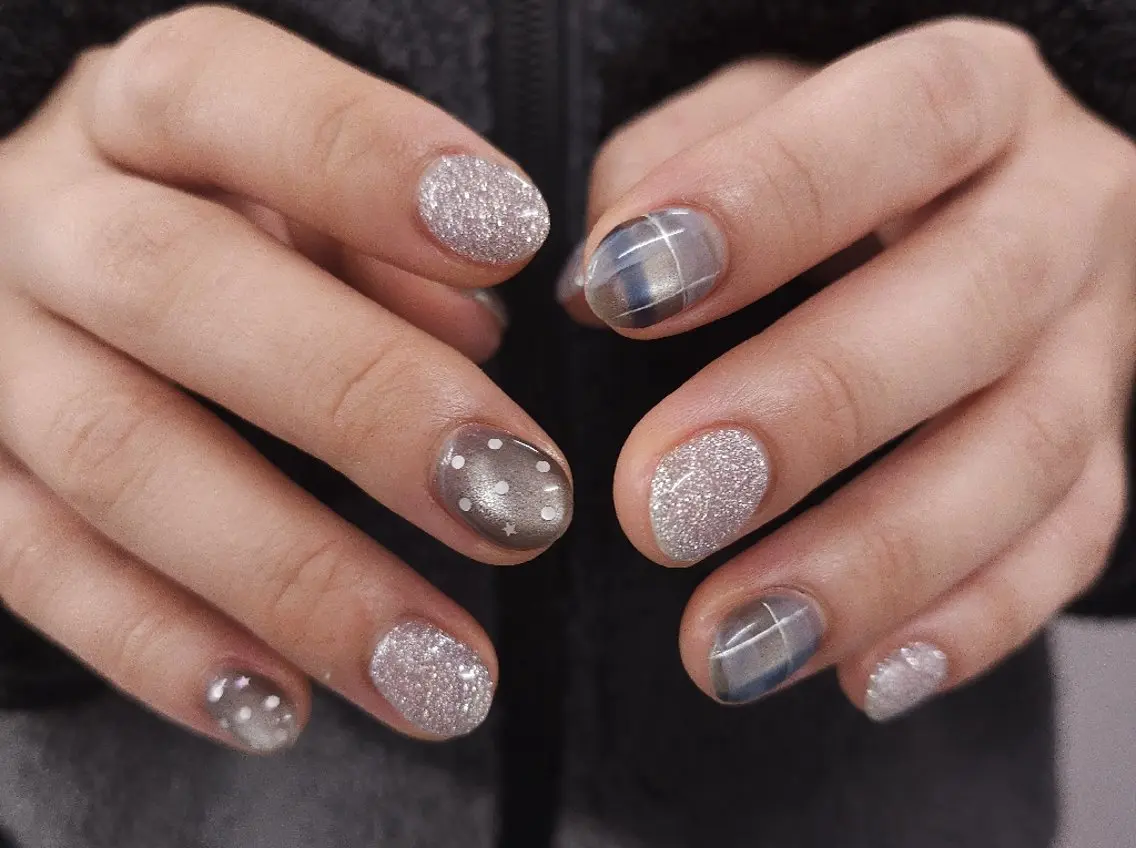 ネイル ドット フラッシュネイル ジェルネイル 持ち込み パラジェル ハンドネイル puku nail 🌼kazu🌼のネイルデザイン