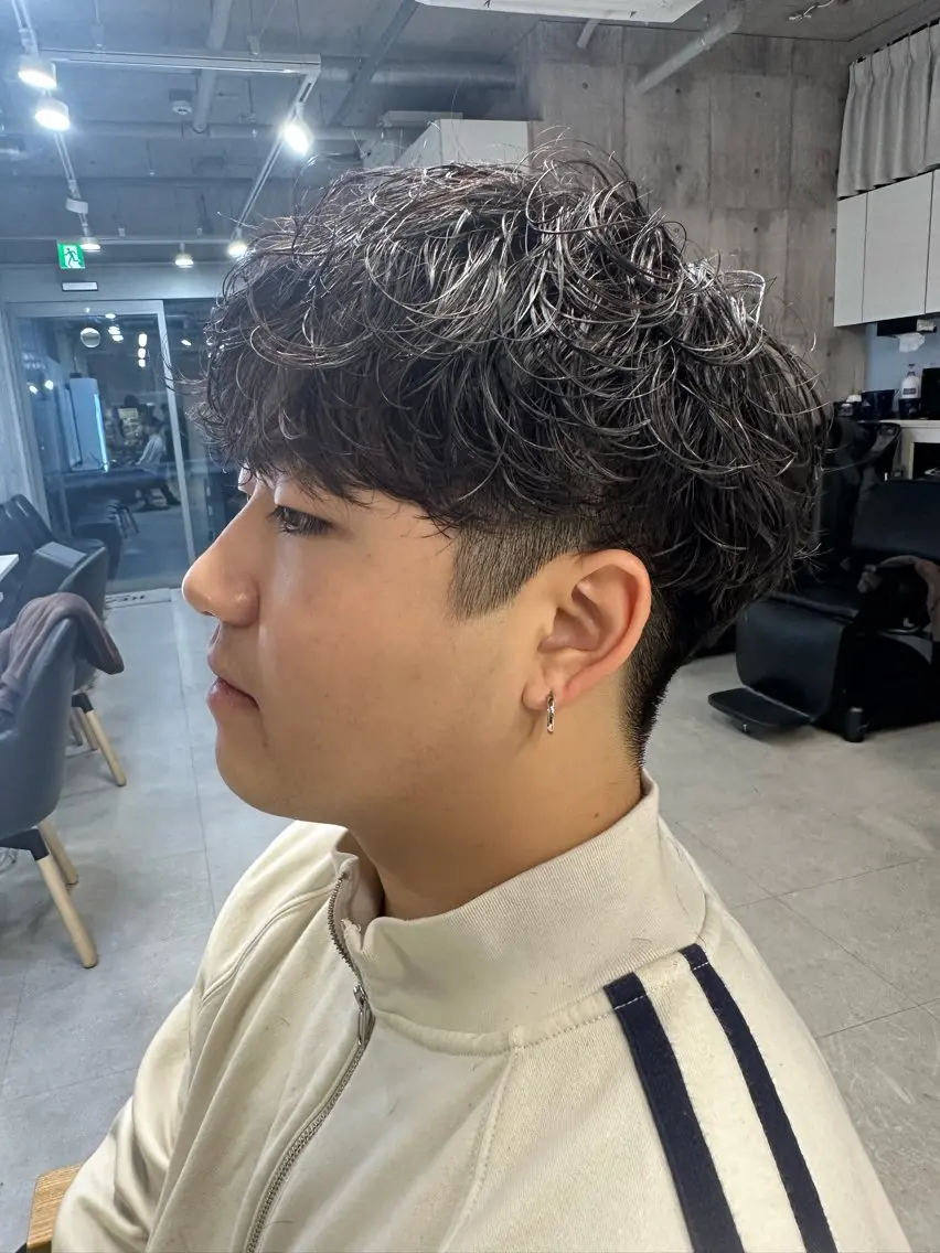パーマ 垣内 勇人のヘアスタイル