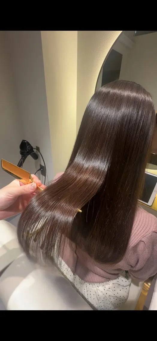 ロング パーマ 縮毛矯正 トリートメント ストレートパーマ 🩷銀座/縮毛矯正 特化サロン🪞みことのヘアスタイル