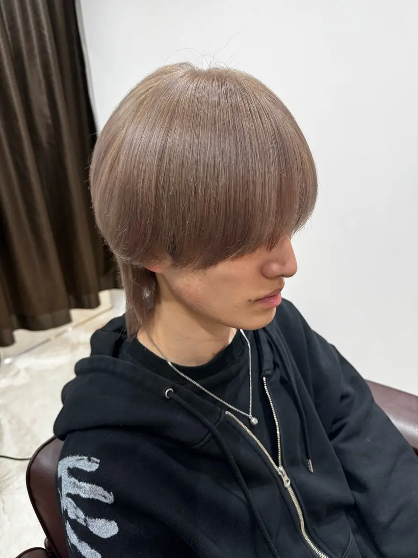 ショート カラー ベージュカラー ブリーチ ミルクティーベージュ カット ヘアカラー トリートメント iga/渋谷個室🍀 艶髪カラー✨のヘアスタイル