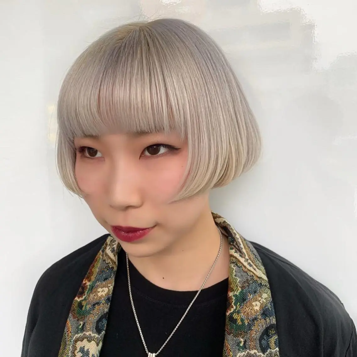 ショート カラー ブロンド ホワイトブロンド Fuu👣ボブ/ボブ ヘア/ベージュカラーのヘアスタイル