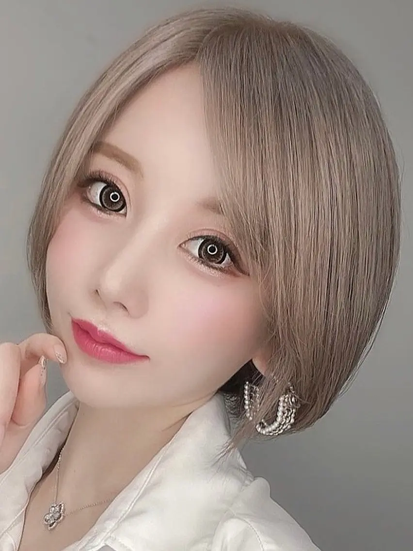 ショート カラー ヘアアレンジ ヘアカラー トリートメント vizz by el yts 北谷ブリーチのヘアスタイル