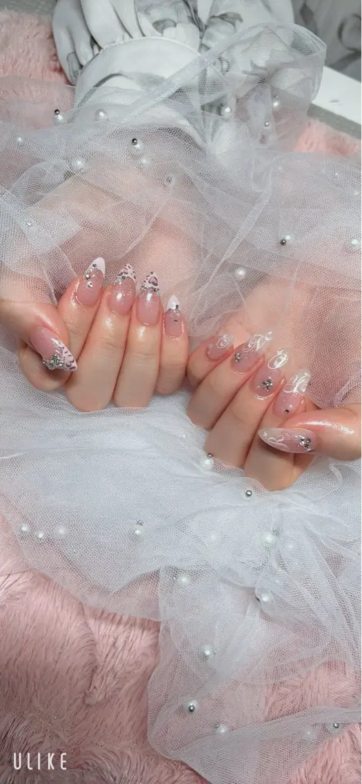 ネイル ハンドネイル RiLion💗 Risa🦋💜のネイルデザイン