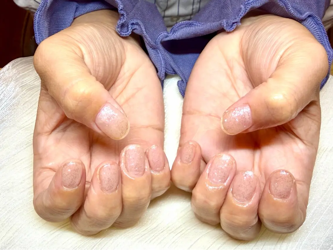 ネイル クリアネイル フラッシュネイル キラキラネイル 🤍大人シンプル🤍 船橋駅近 nailのネイルデザイン