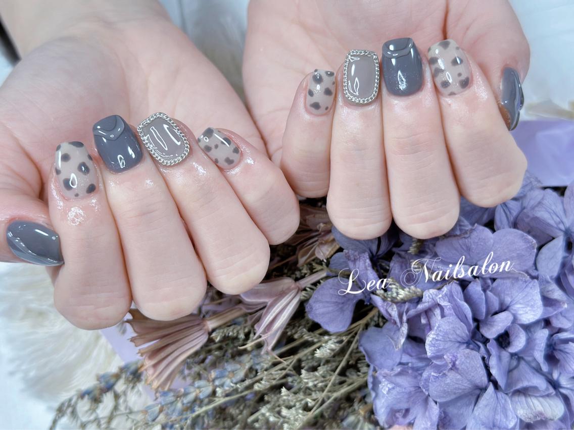 ショート カラー ネイル Le’a NailSalonのネイルデザイン