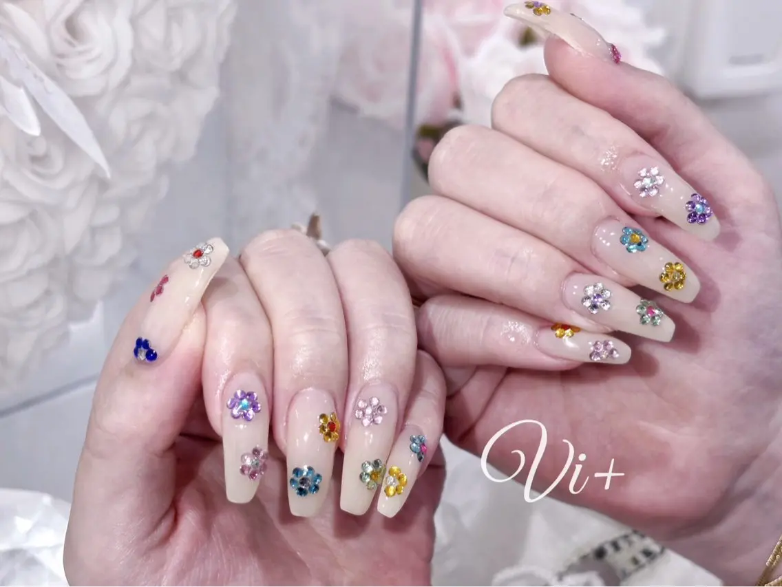 ネイル ハンドネイル ✨Nailsalon Vi+✨のネイルデザイン