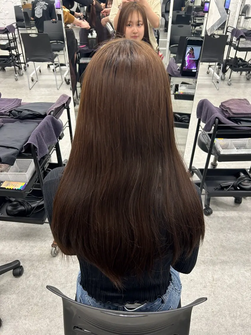 ロング カット ヘアカラー 艶カラー美髪縮毛矯正 /髪質改善✨️ユウキのヘアスタイル