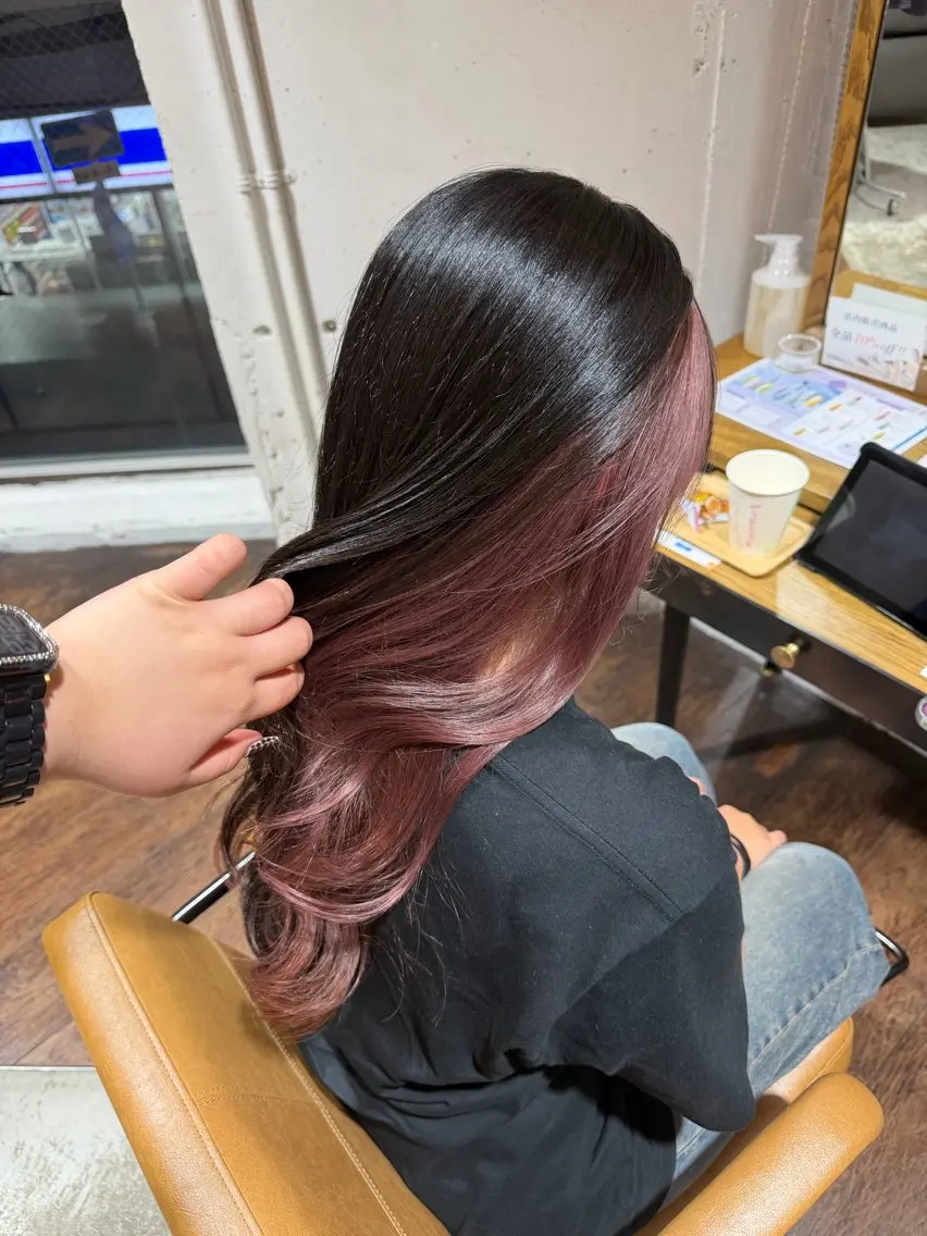 ロング カラー デザインカラー カット ヘアカラー トリートメント 髪質改善/韓国風 🦕AKARI🩵のヘアスタイル