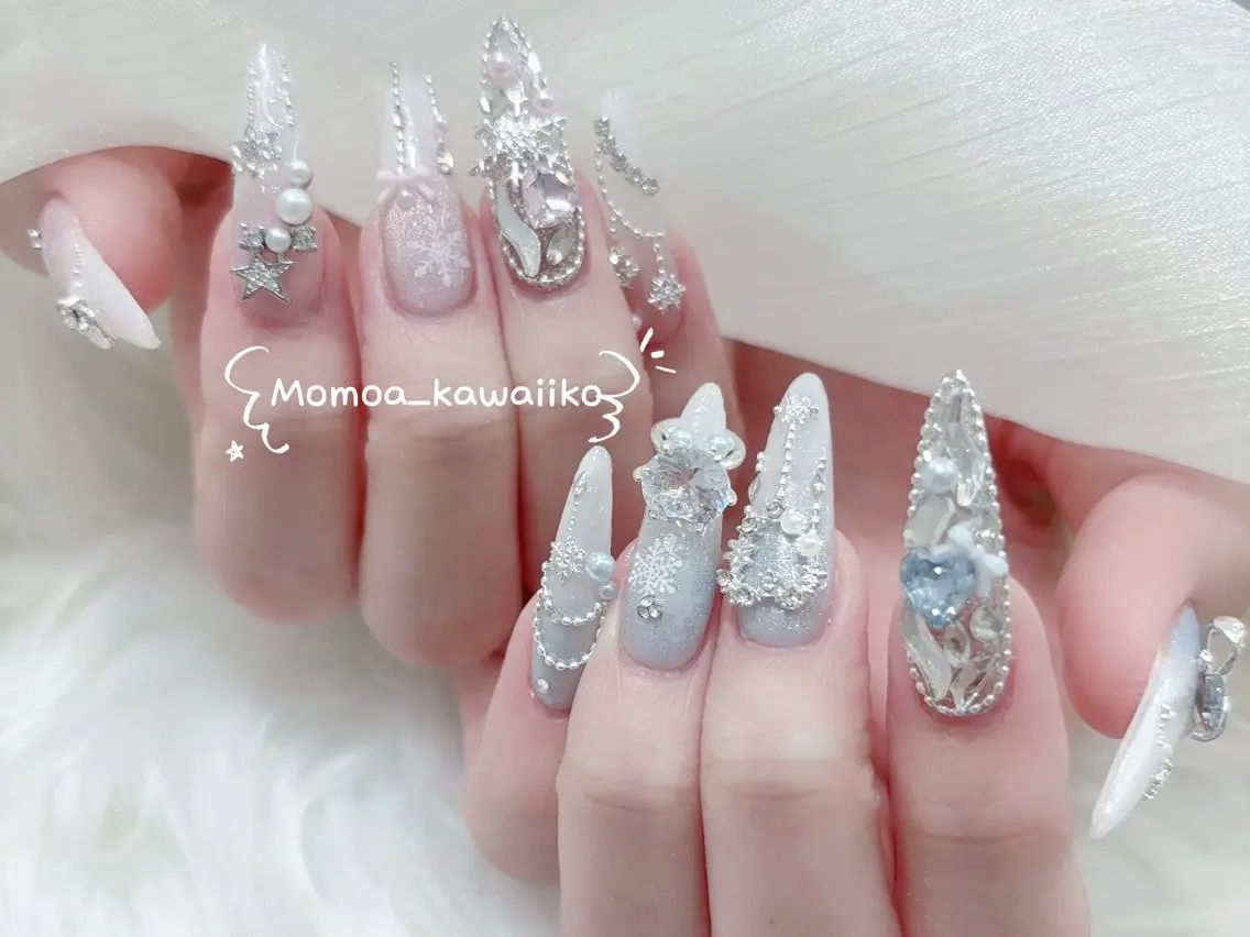 ネイル 成人式 ロングネイル マグネットネイル 大理石ネイル(マーブル) リボン ハンドネイル MoMoA Nail ネイル長さ出し専門店のネイルデザイン